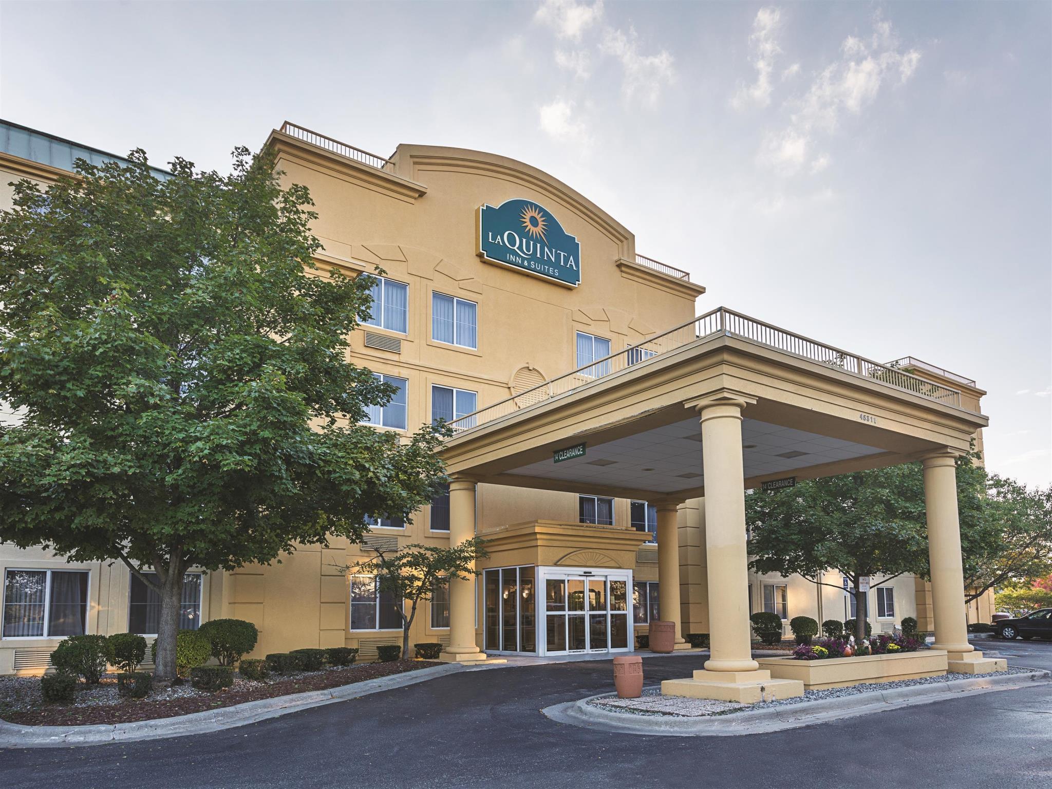 La Quinta By Wyndham Detroit Utica Hotel Exterior foto